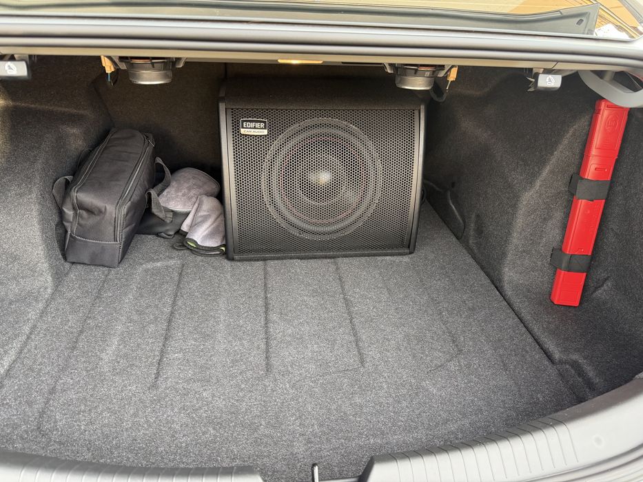 Продам малибу xl  2024 куплена в салоне 2025 в мае.