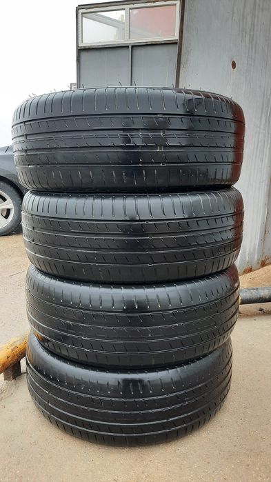 Продам БУ шины ..