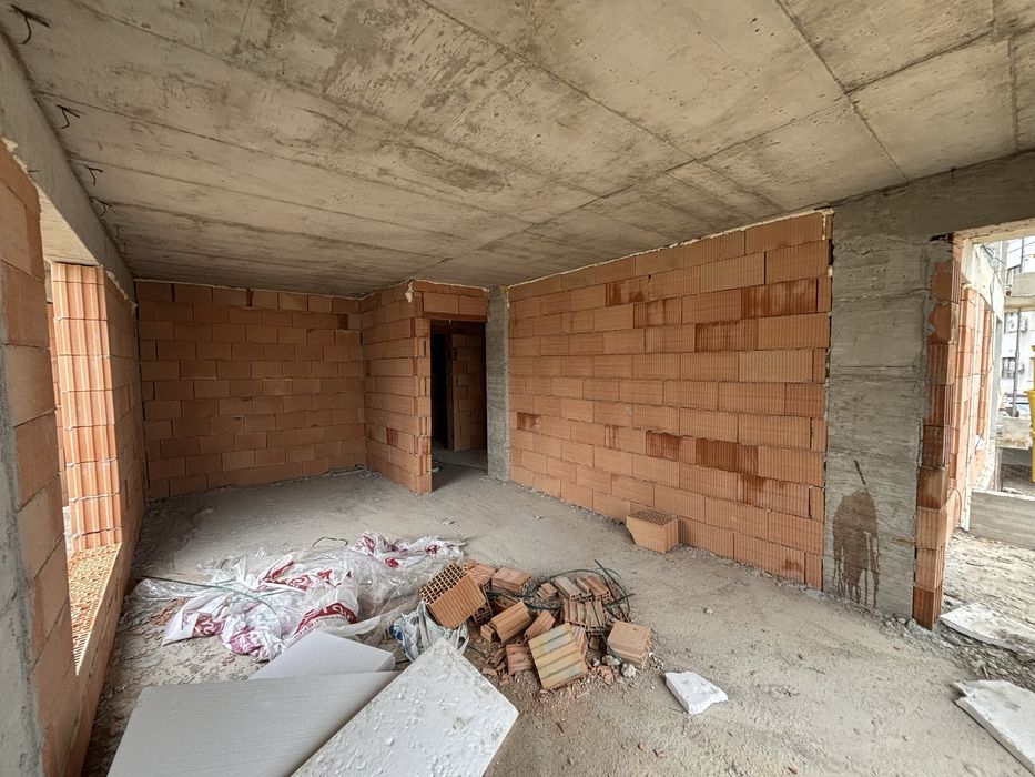 Двустаен апартамент м-ст Пчелина