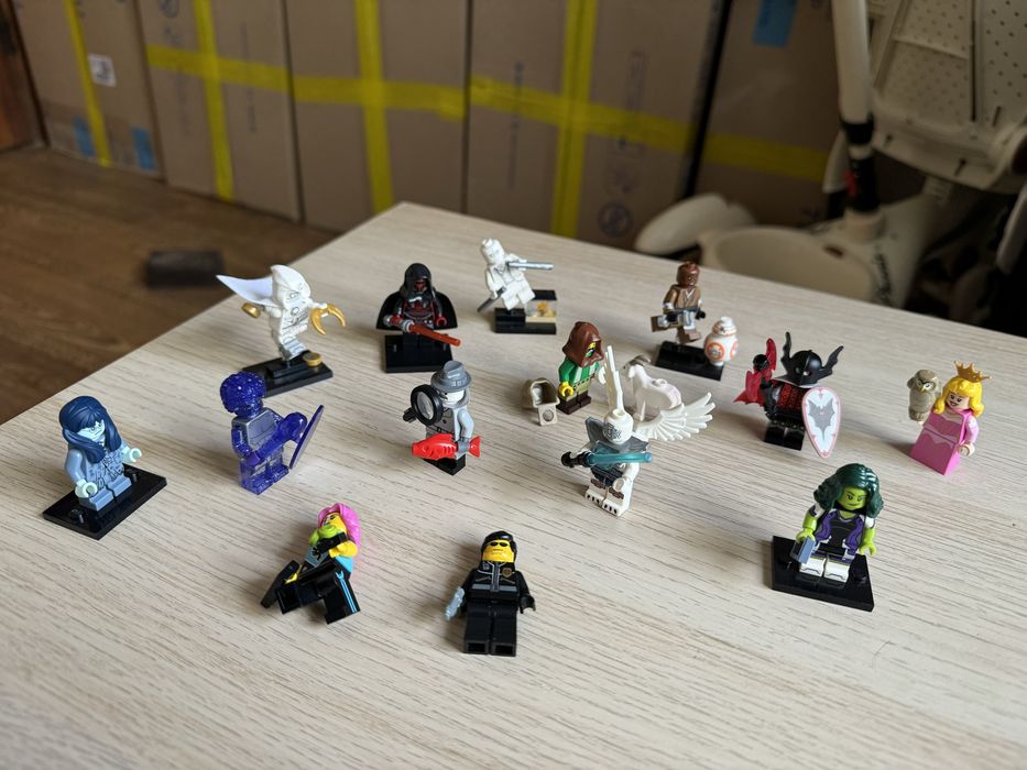 Lego minifigures