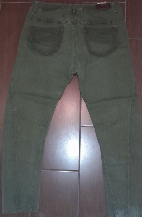 Pantaloni de blugi marca "DIESEL" verde -pai ,slim fit,nr 31