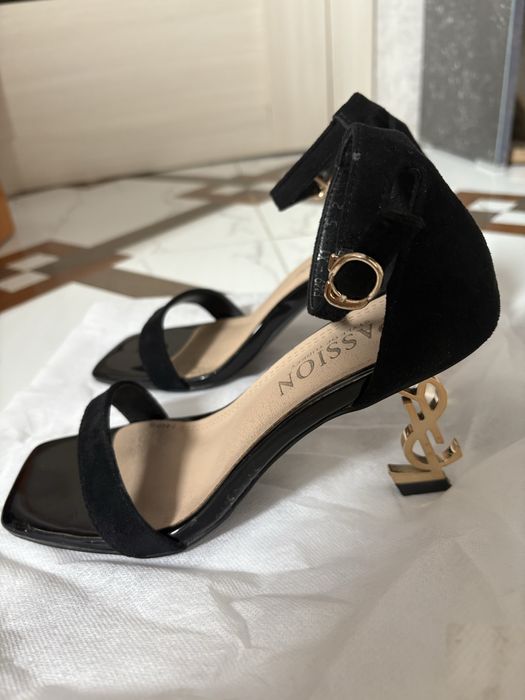 Туфли босоножки