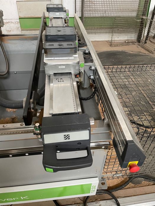 машина Rover 1232k