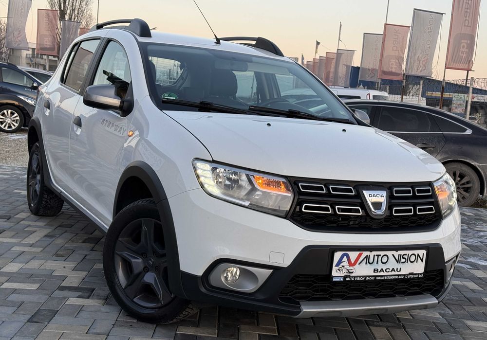 *RATE* Dacia Sandero Stepway 0.9 Benzina 90Cp 11/2017 E6 NAV Germania!