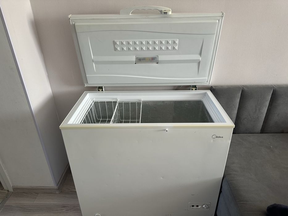 Морозильник Midea