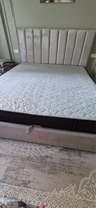 Кровать двуспальный