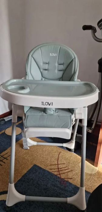 Продам детский столик