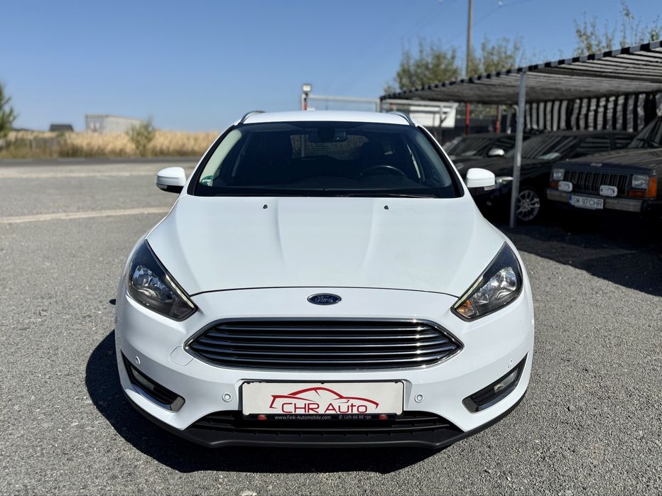 Ford Focus Titanium 07/2015, 1.5 TDCi 120cp Euro6, Navigatie, Dublu Climatronic,. Scaune incalzite, volan incalzit, Rate cu avans 0%