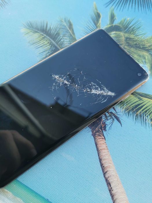 Samsung S10 - Fisurat -