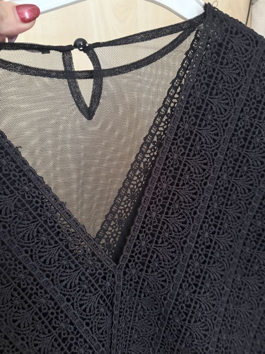 Продам чёрное платье