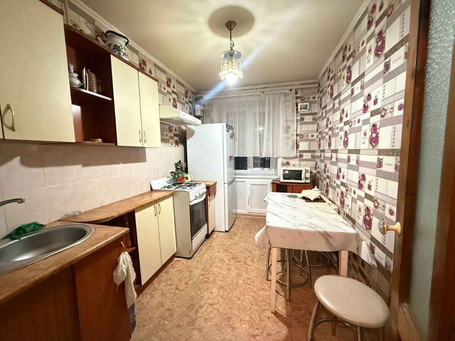 Продам 2хком квартиру район Океана.