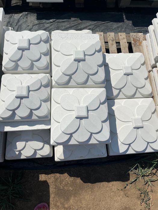 Capace /coame /intervale /dale gazon/bile de beton