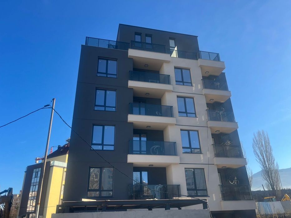 Продава се Тристаен апартамент в Петрич - 82 кв.м за 1120 €/кв.м - Снимка #20