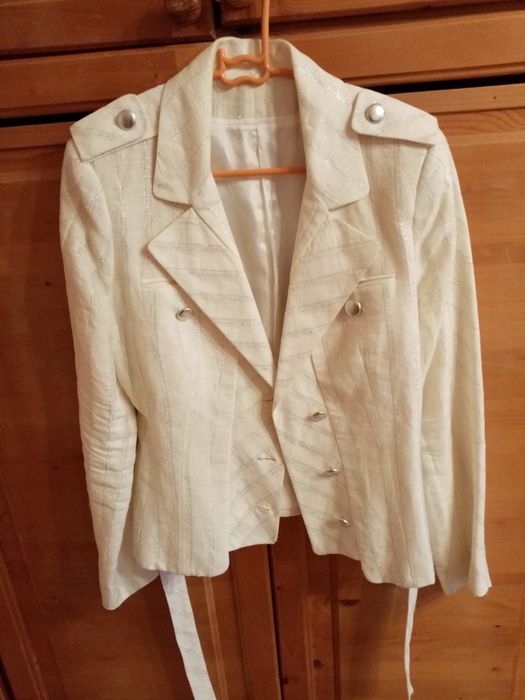 дамски рокли и блузи