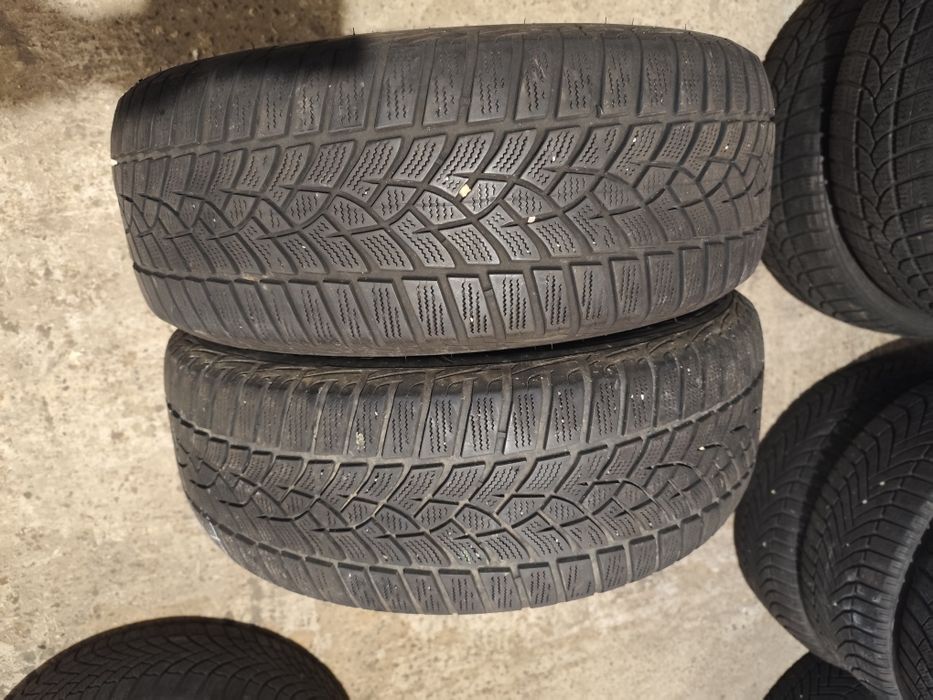 215/60R16 GoodYear Ultra Grip