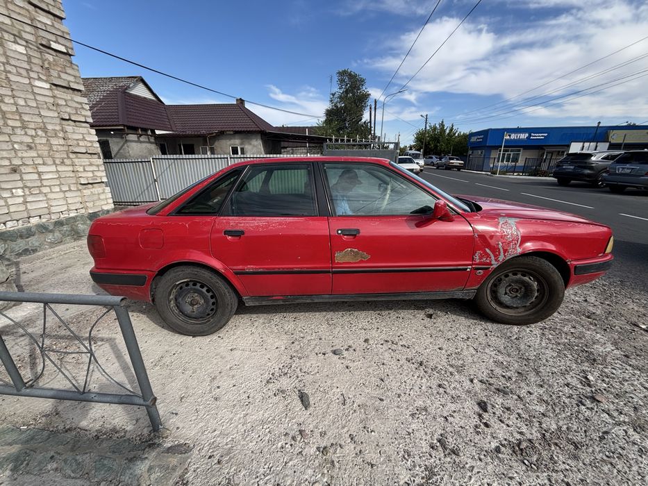 Срочно продам Ауди 80 б 4