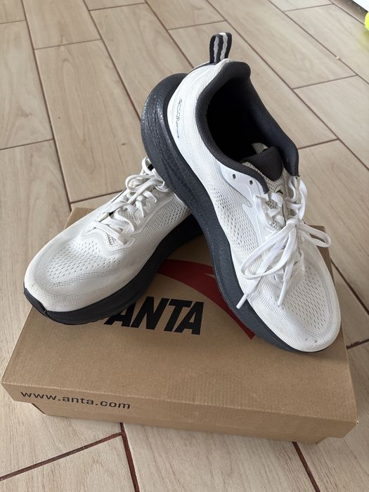 Кроссовки Anta Gazelle белые и черные 44р
