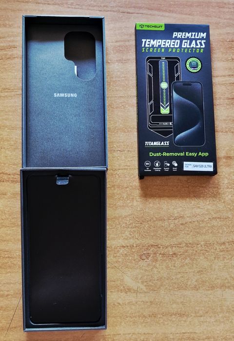 Pentru Samsung S26 Ultra Violet. Cutie nouă cu accesorii si folie!Pret Fix.