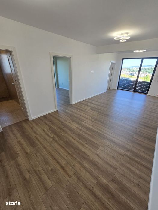 Apartament 3 camere Finisat Strada Cometei Baciu Garaj inclus