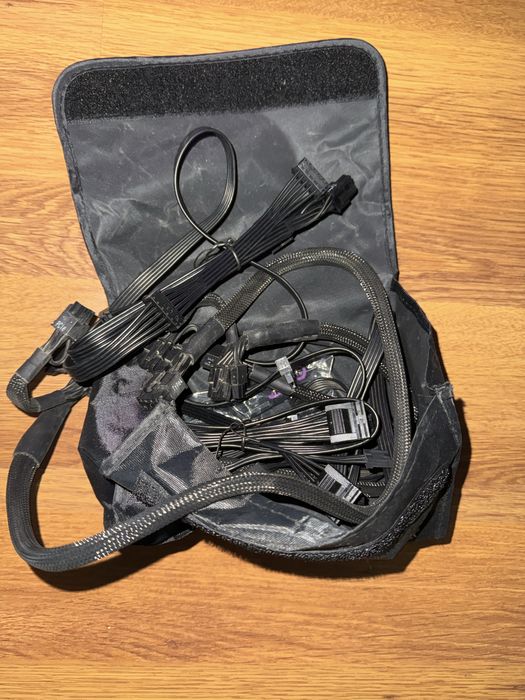 Corsair Hx1000W модулни кабели