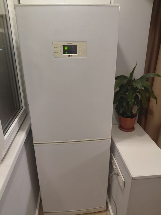 Холодильник элджи рабочая Доставка есть