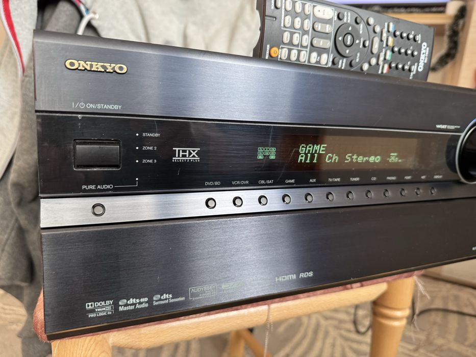 Onkyo TX-NR807 Качествен ресивър
