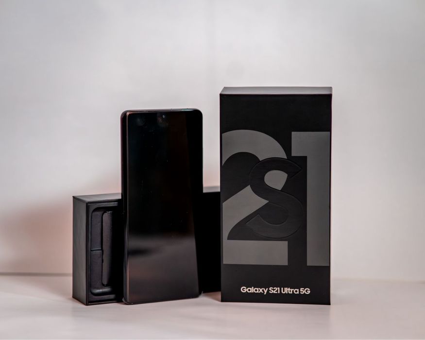 Samsung Galaxy S21 Ultra 256GB + S Pen + аксесоари