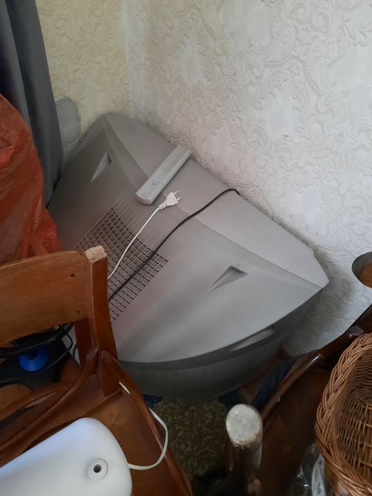 Продам телевизор