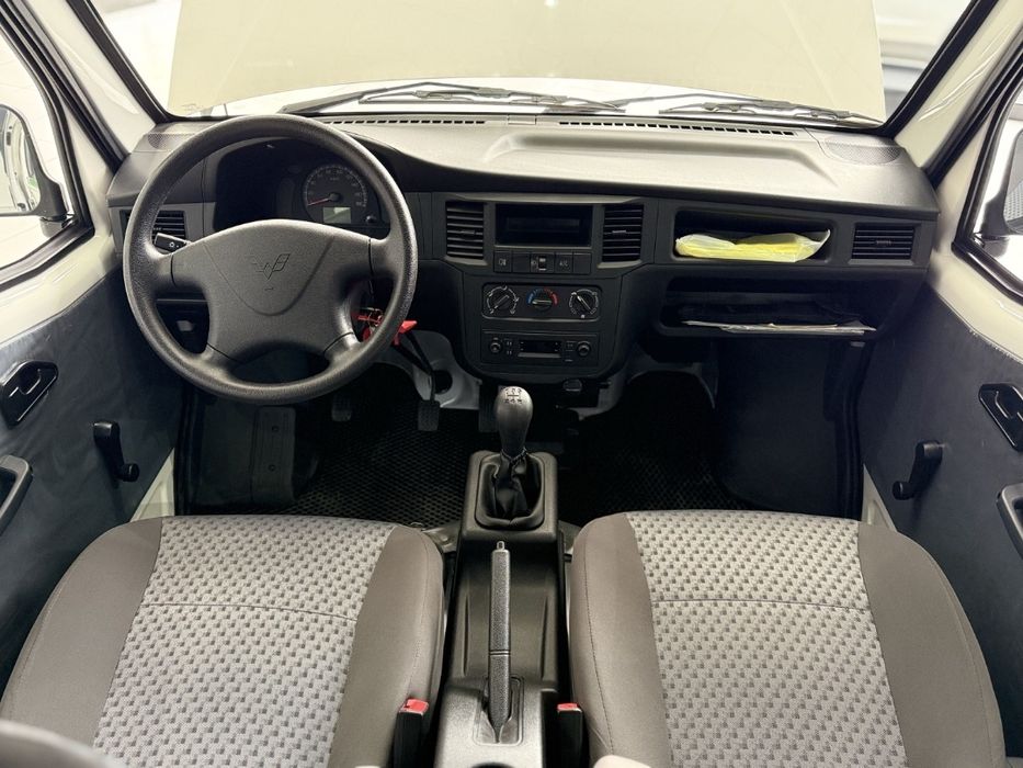 Wuling Bardosh 100 ming km yoki 3 yil garantiya