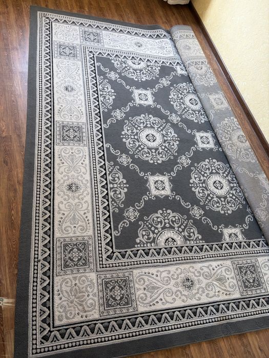 Большой ковёр 3х350