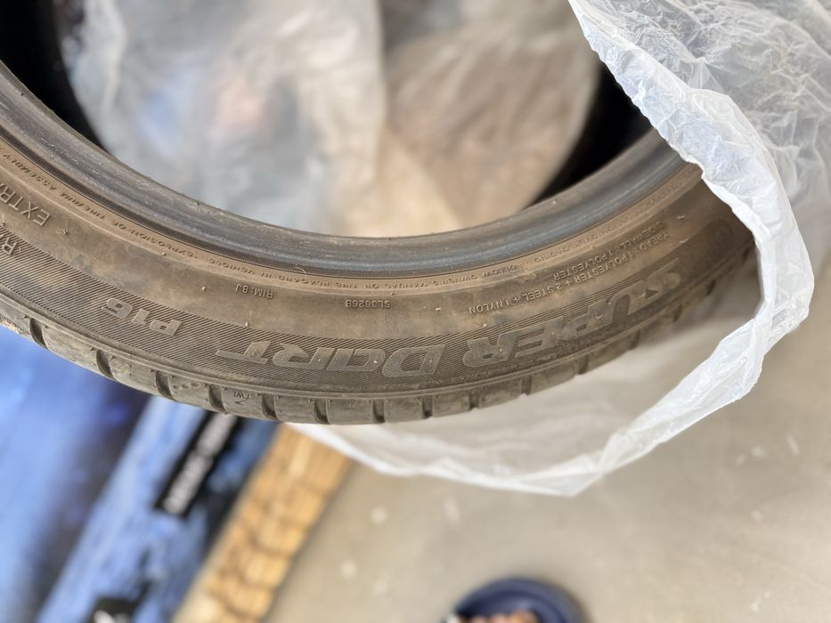 Продам шину 235/45/18