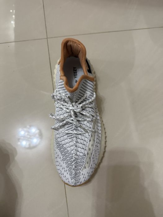 Adidasi Adidas yeezy