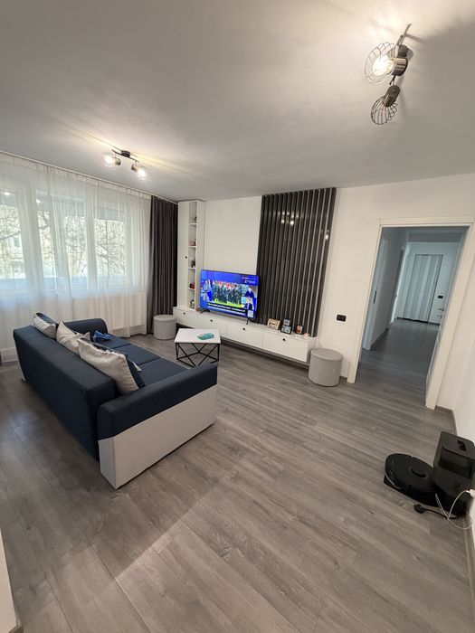 Apartament cu 4 camere