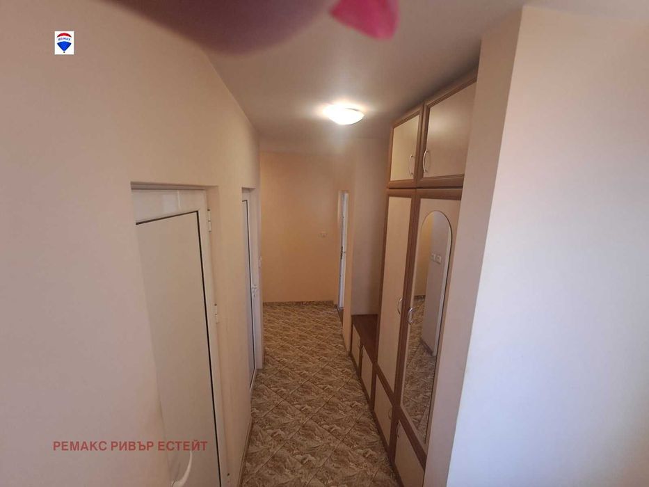 Дава се под наем Тристаен апартамент в Русе, Хъшове - 100 кв.м за 357 € - Снимка #9