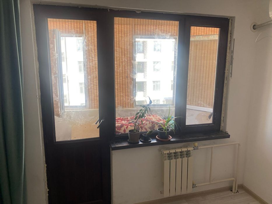 Продам пластиковое окно