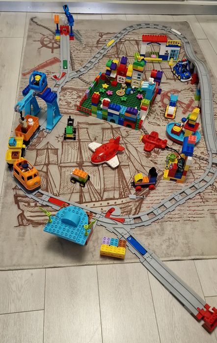 Vand mai multe seturi lego marca Duplo