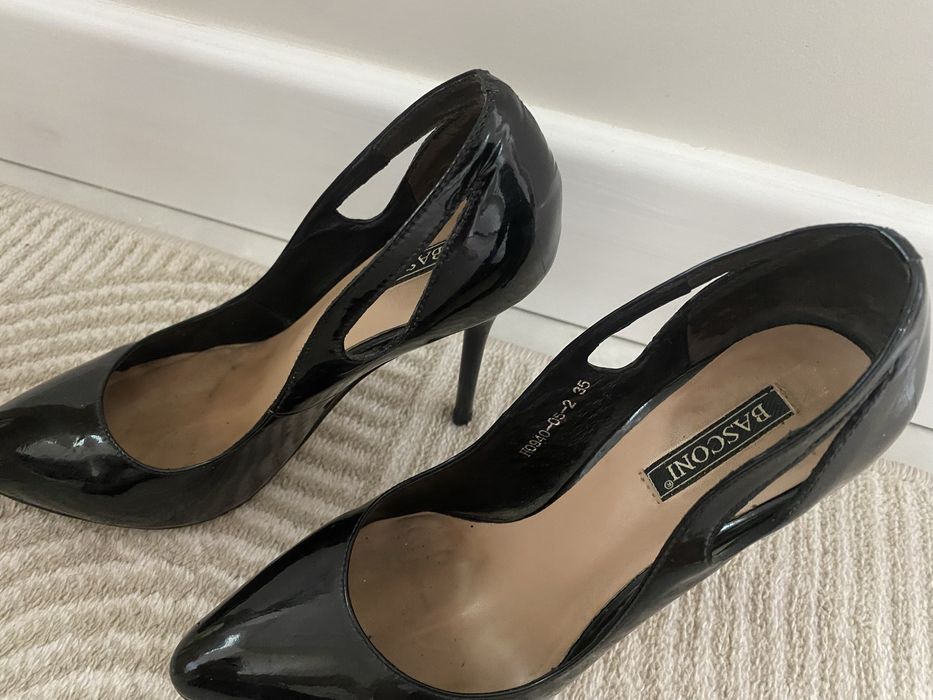 Отдам бесплатно туфли