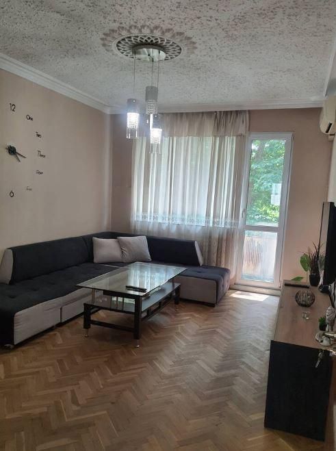 Дава се под наем Многостаен апартамент в Варна, Трошево - 90 кв.м за 450 € - Снимка #2