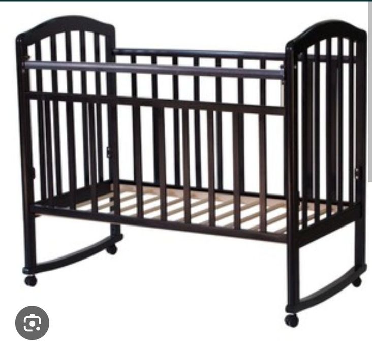 Кроватка детская черная