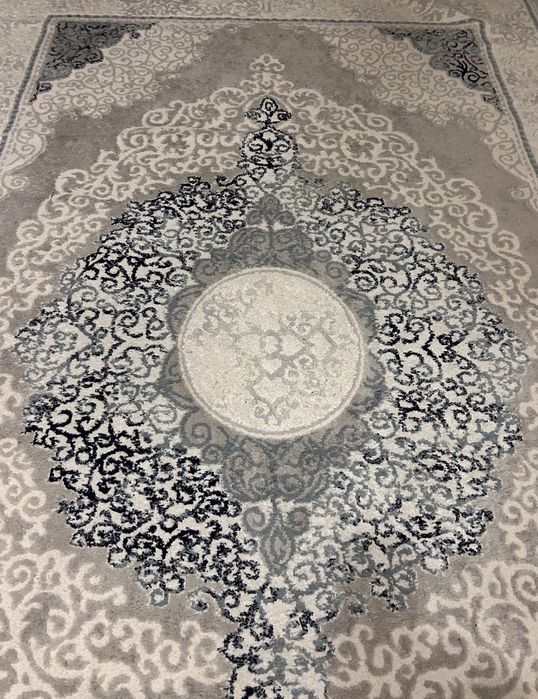 Продам ковёр отличном состоянии