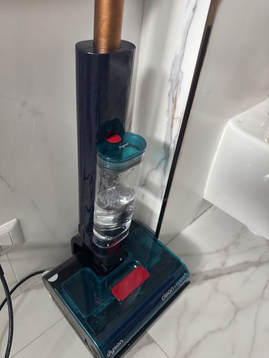 Dyson clean+wash hygiene