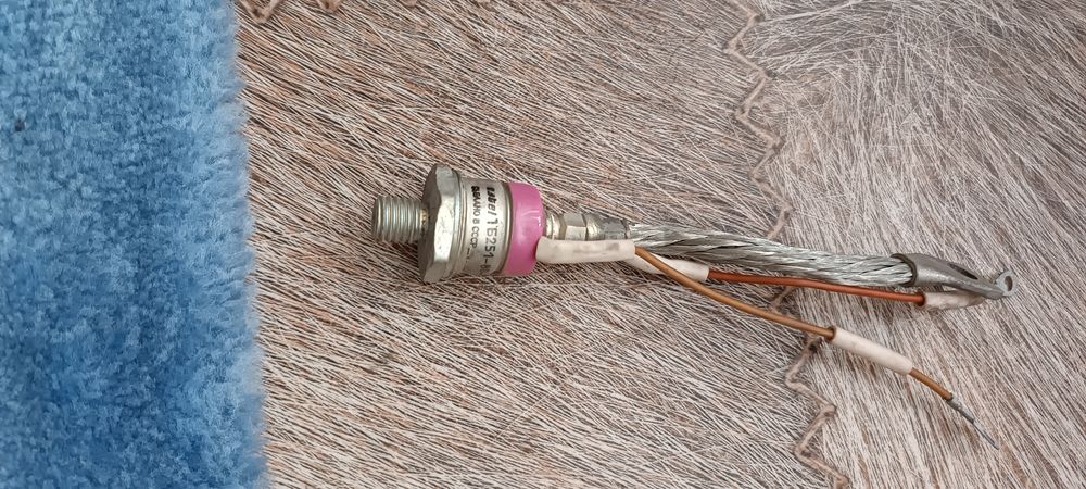 Продам тиристор Тб 251-80-6.