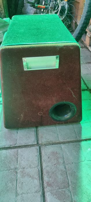Продам короб сабвуфера