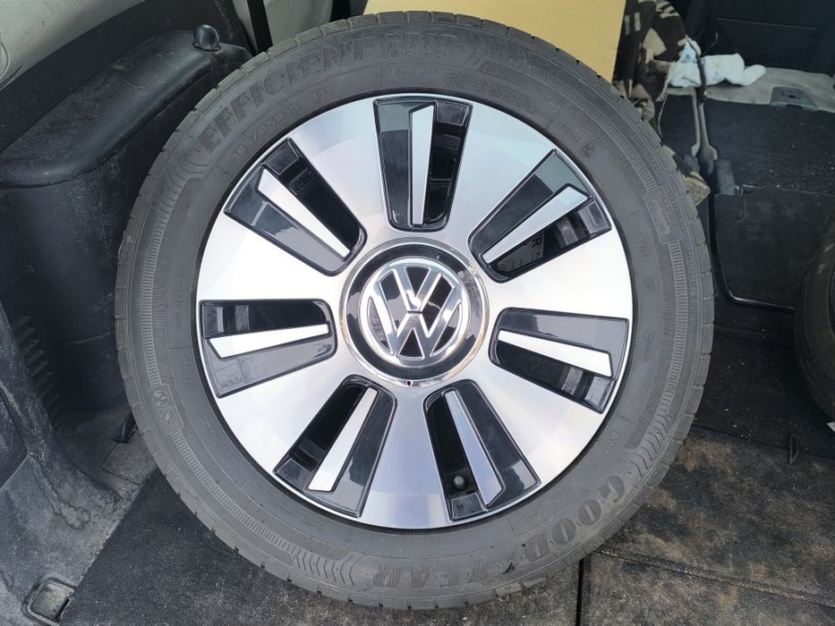 15 цола джанти с гуми за  Volkswagen UP Фолксваген ЪП