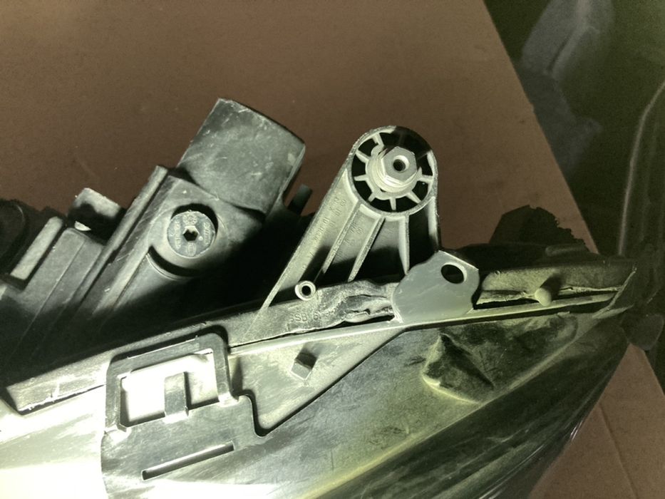 Far Mercedes E-Class W212 Facelift 2013 - 2016 Far stanga led