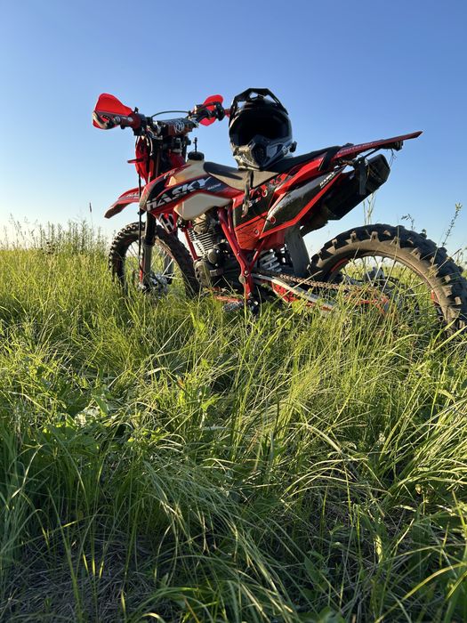 Hasky f5 250 на полном ходу