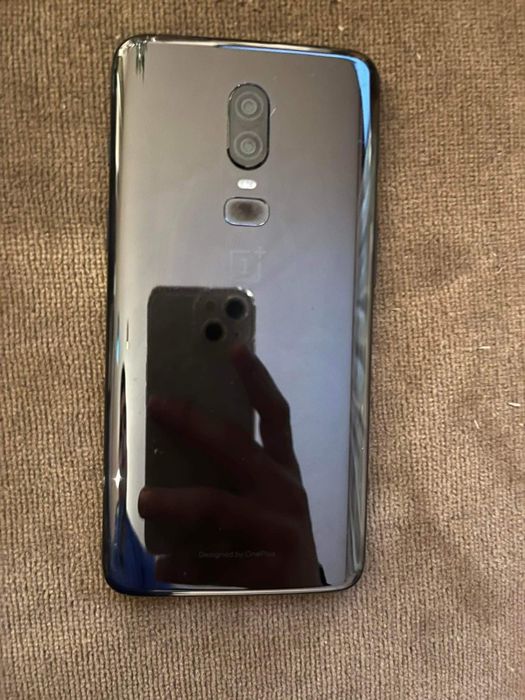 One plus 6  В много добро състояние