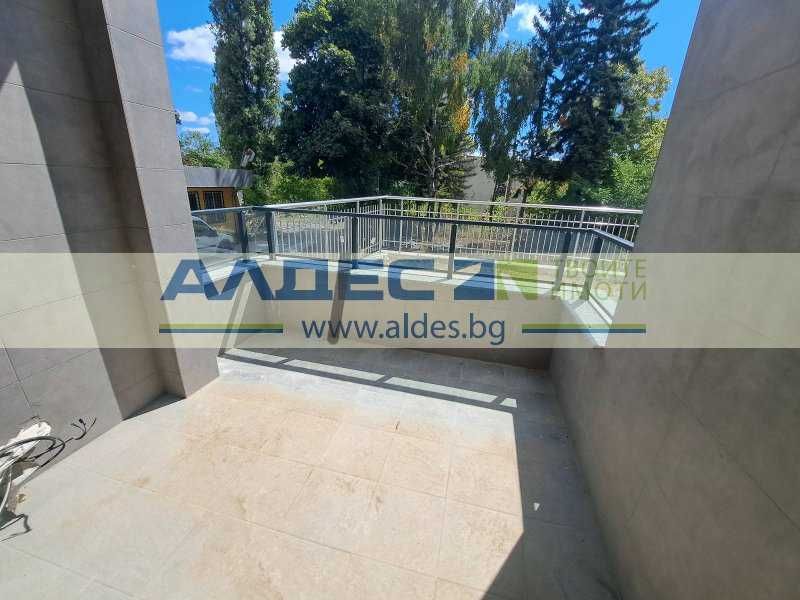 Чисто нов тристаен ап. с Акт 16 в Дървеница!