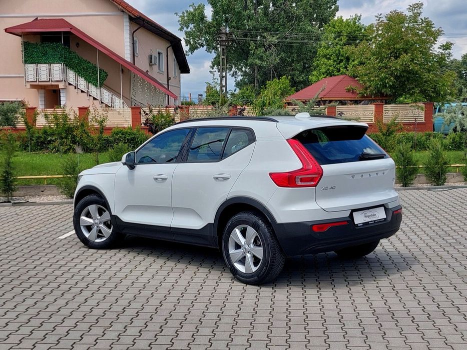 VOLVO XC40 2021 — imagine 3