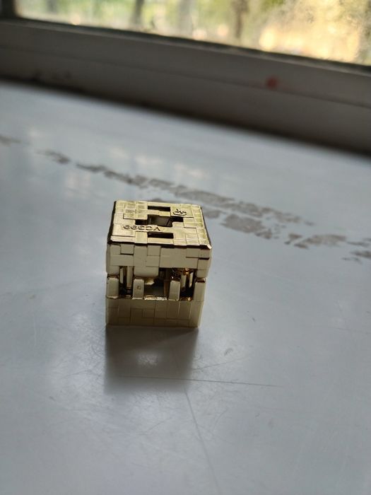 Коллекционная фигурка kinder joy minecraft 140.000 сум
